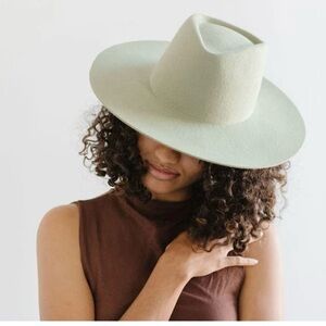 GIGI PIP Dakota Dae Triangle Crown Wool Hat-Light Green